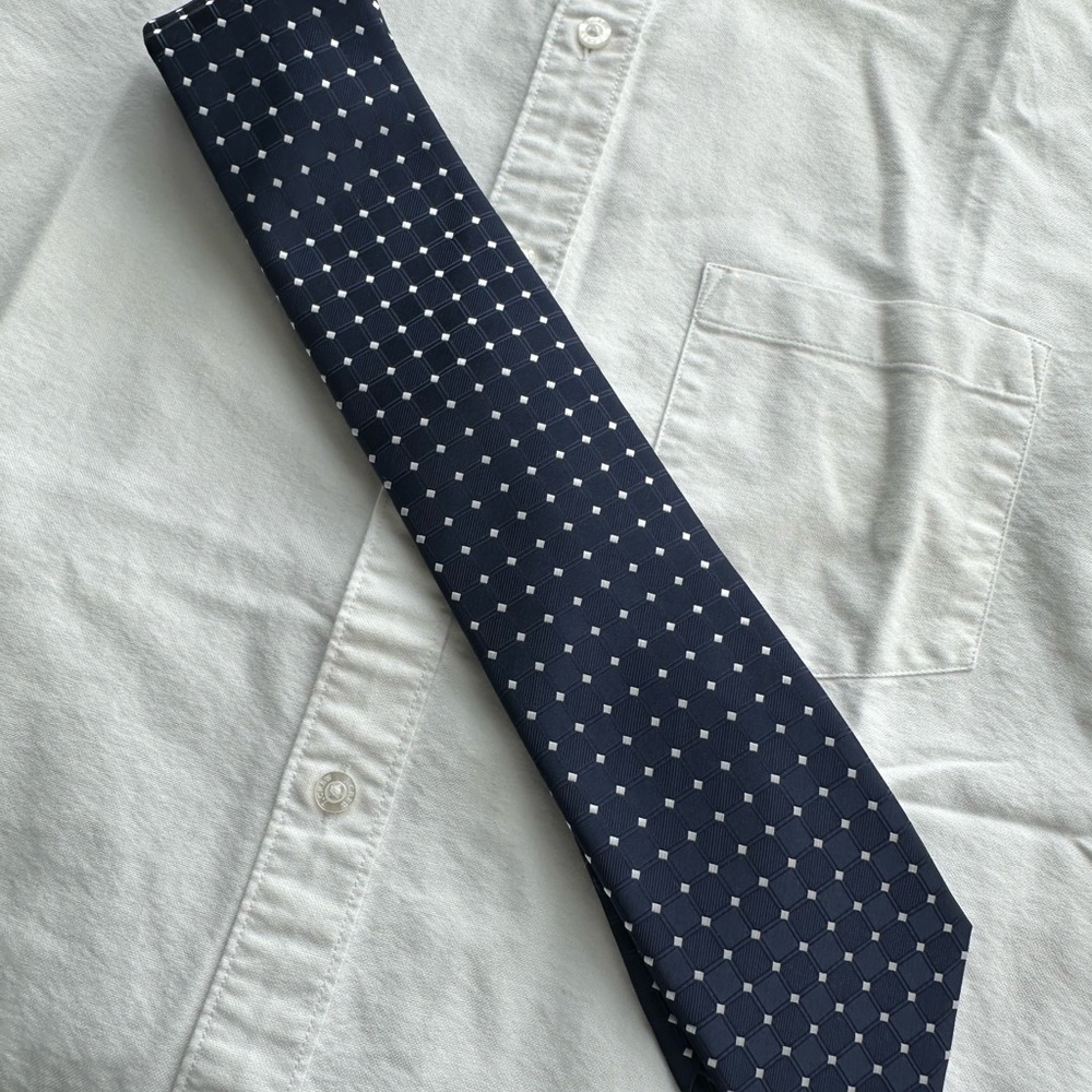 Montebello Silk dark navy Blue men tie